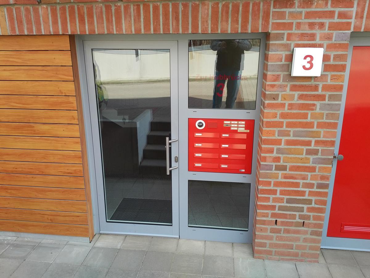Aaron - Privatunterkunft Magdeburg Bagian luar foto